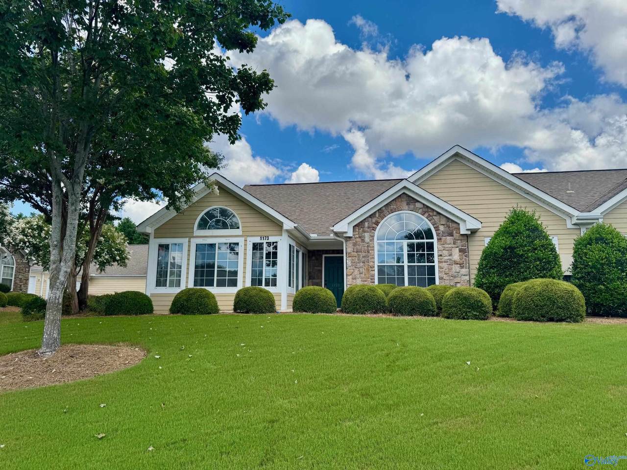 1173 Cathedral Circle - Photo 1