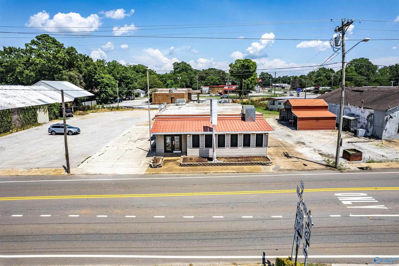 15908 Main Street - Photo 1