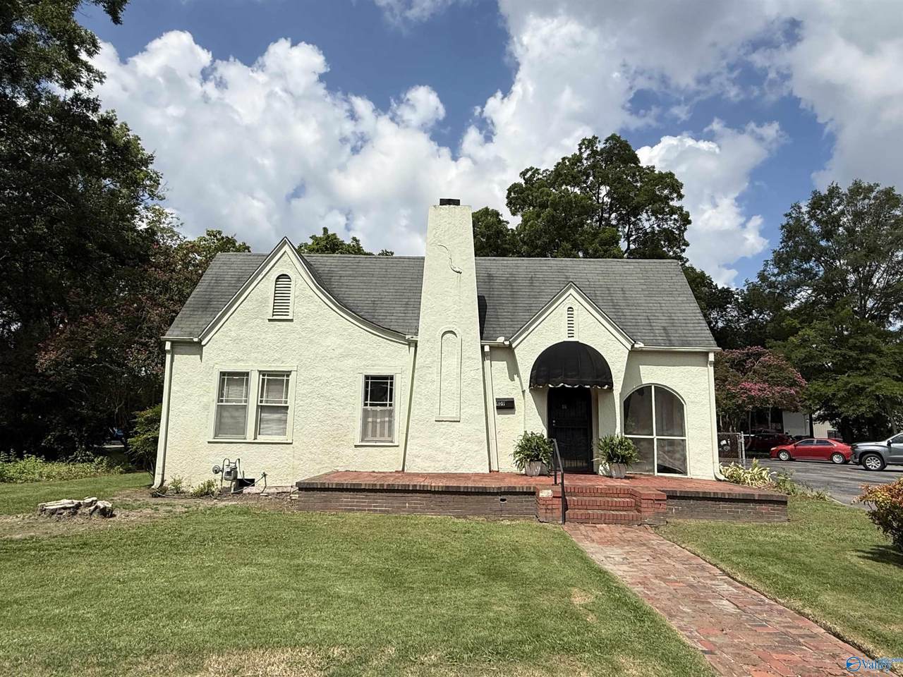 409 4th Street - Photo 1