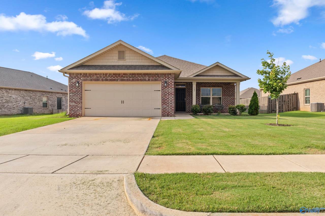 107 Sunlit Grove Drive - Photo 1