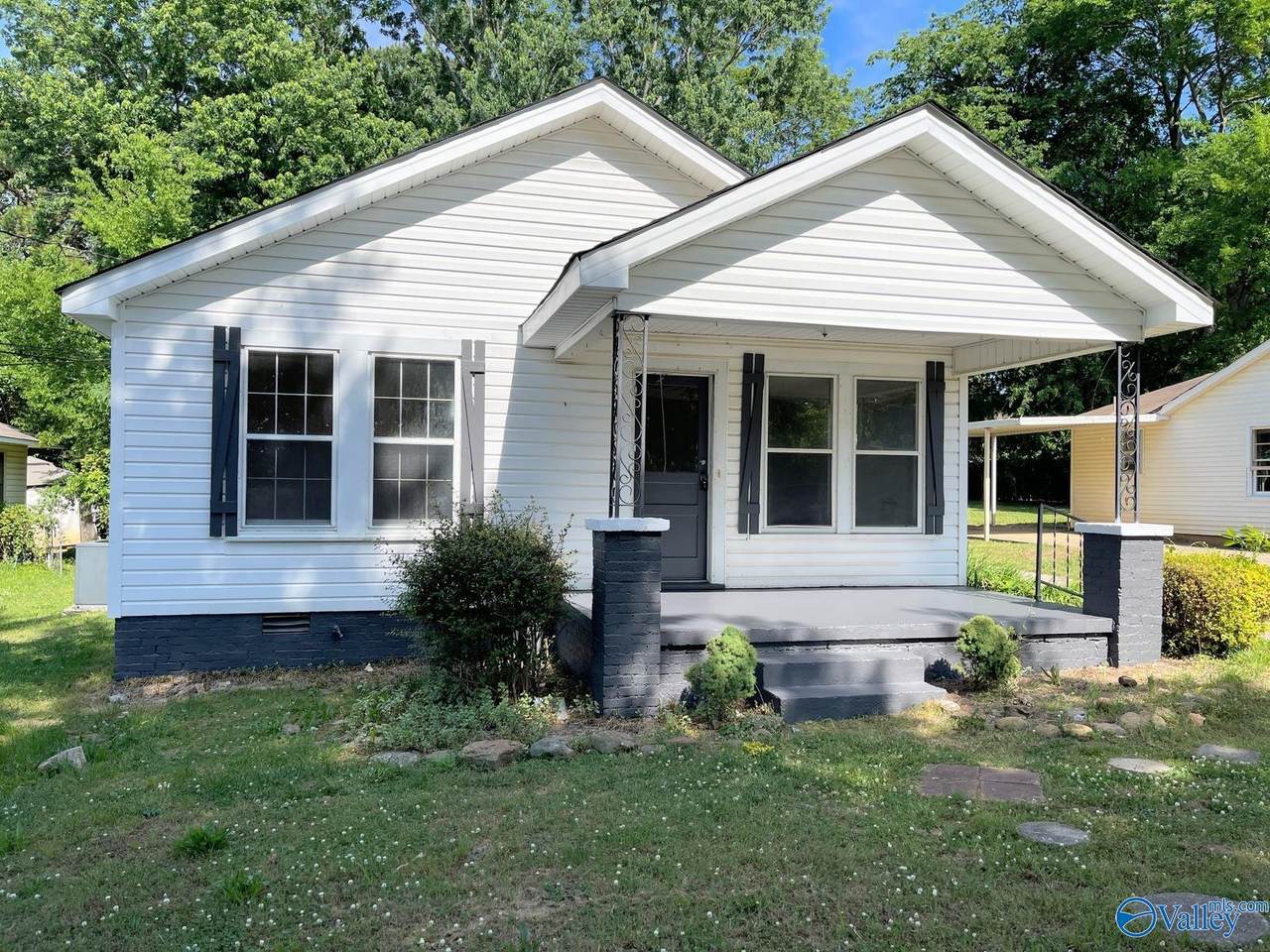 2508 Virginia Blvd - Photo 1