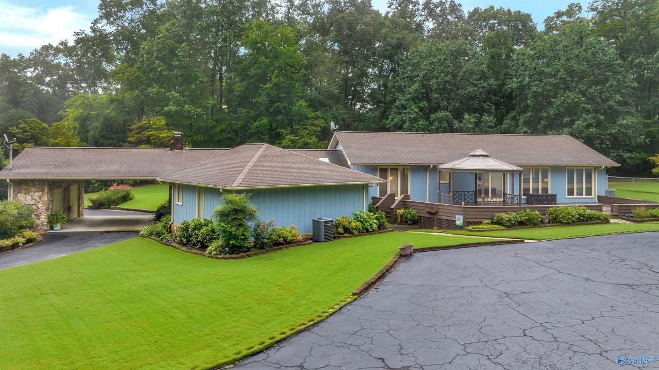 6702 Quail Hollow Drive - Photo 1