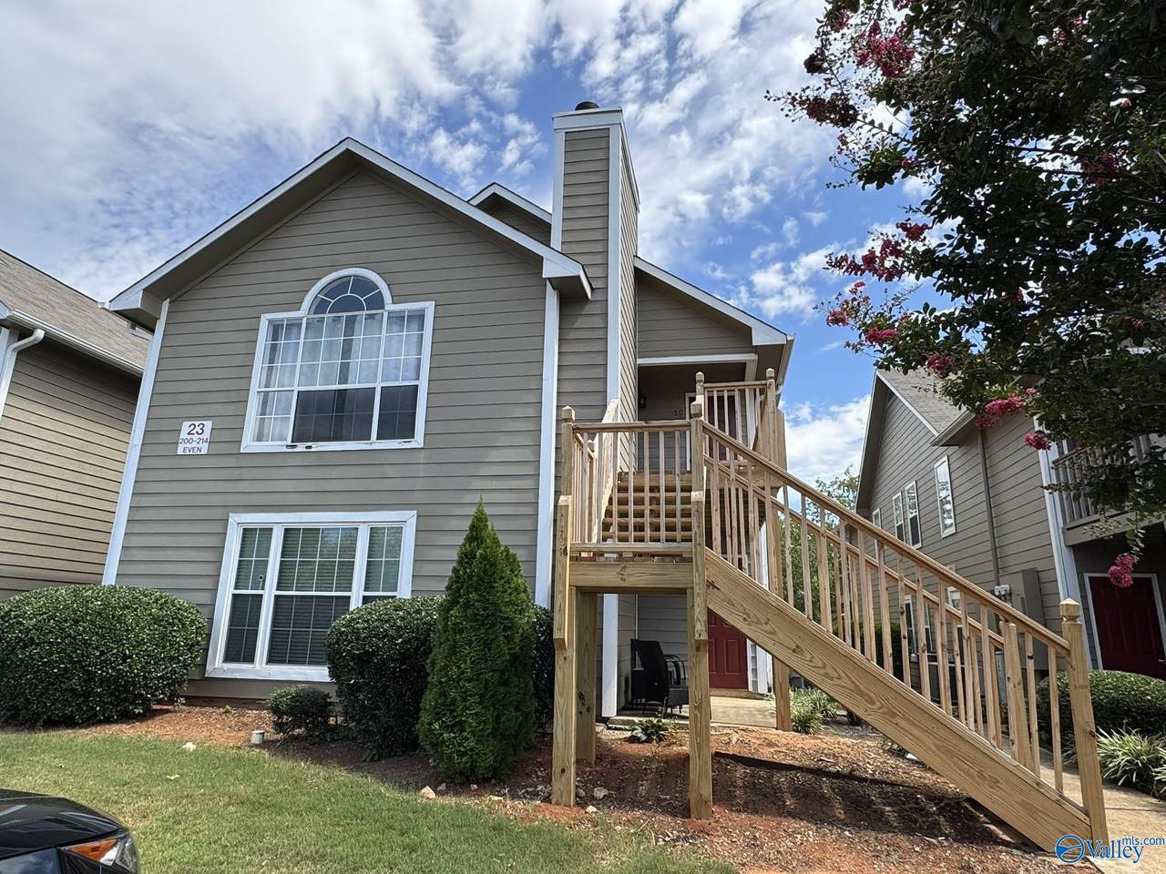 210 Waters Edge Lane - Photo 1