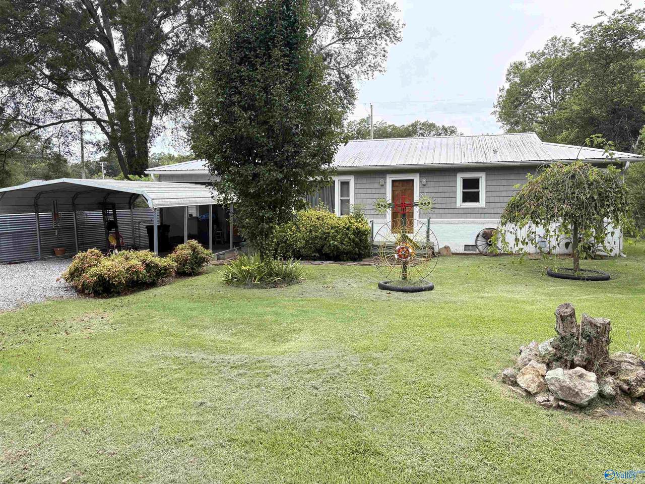 312 Kirby Street - Photo 1