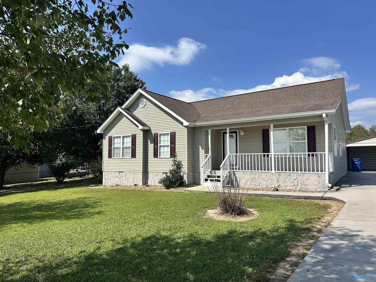 800 Scott Avenue - Photo 1