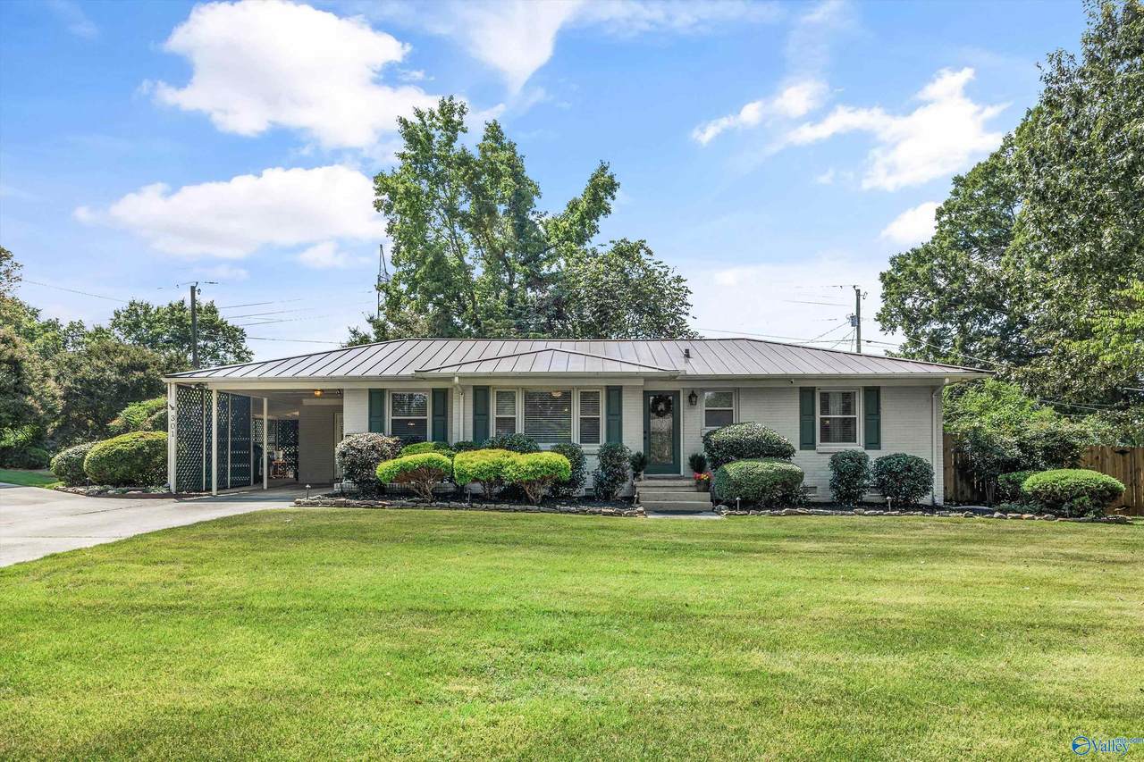 301 Wingate Avenue - Photo 1