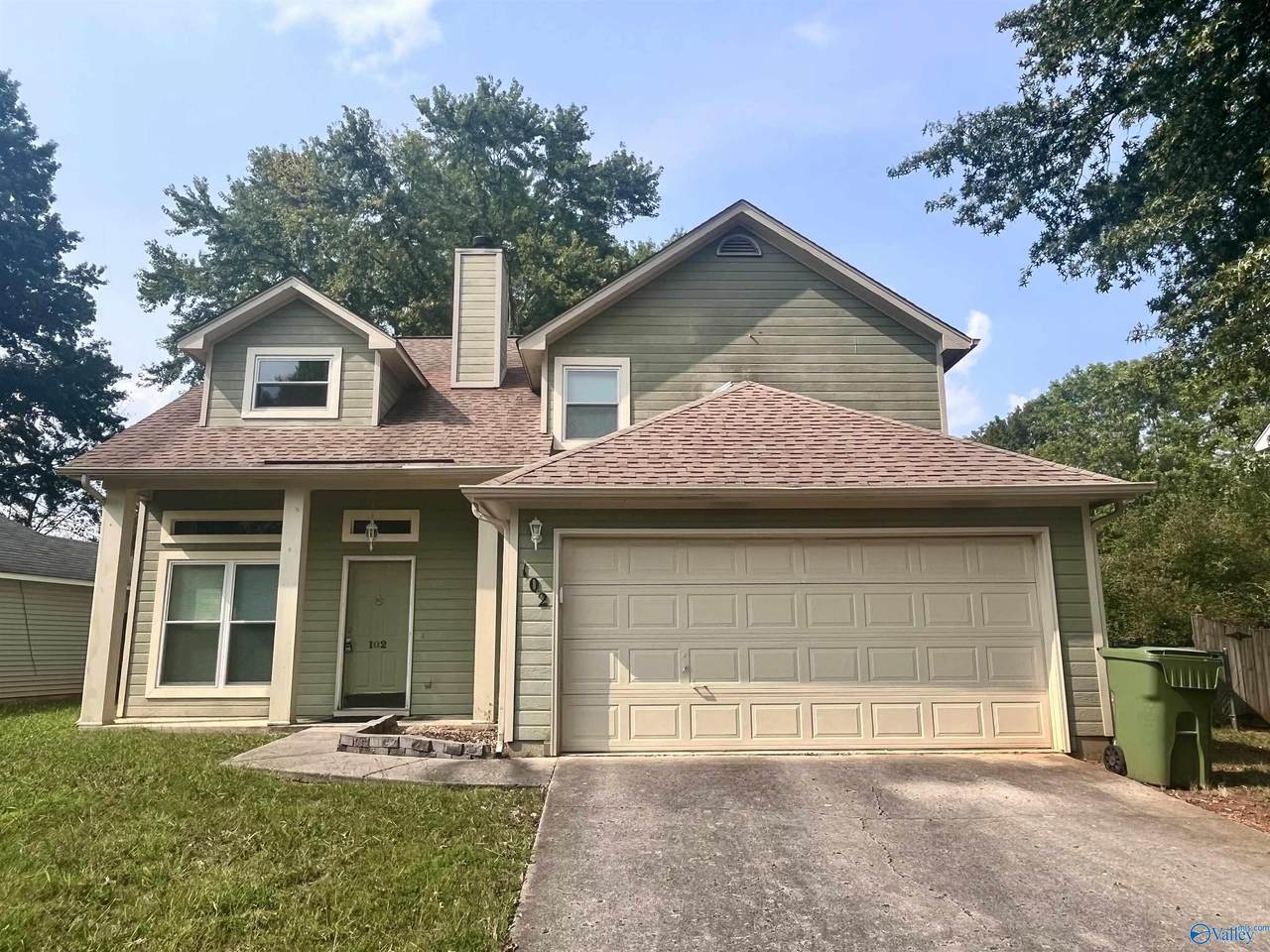 102 Yellowwood Court - Photo 1