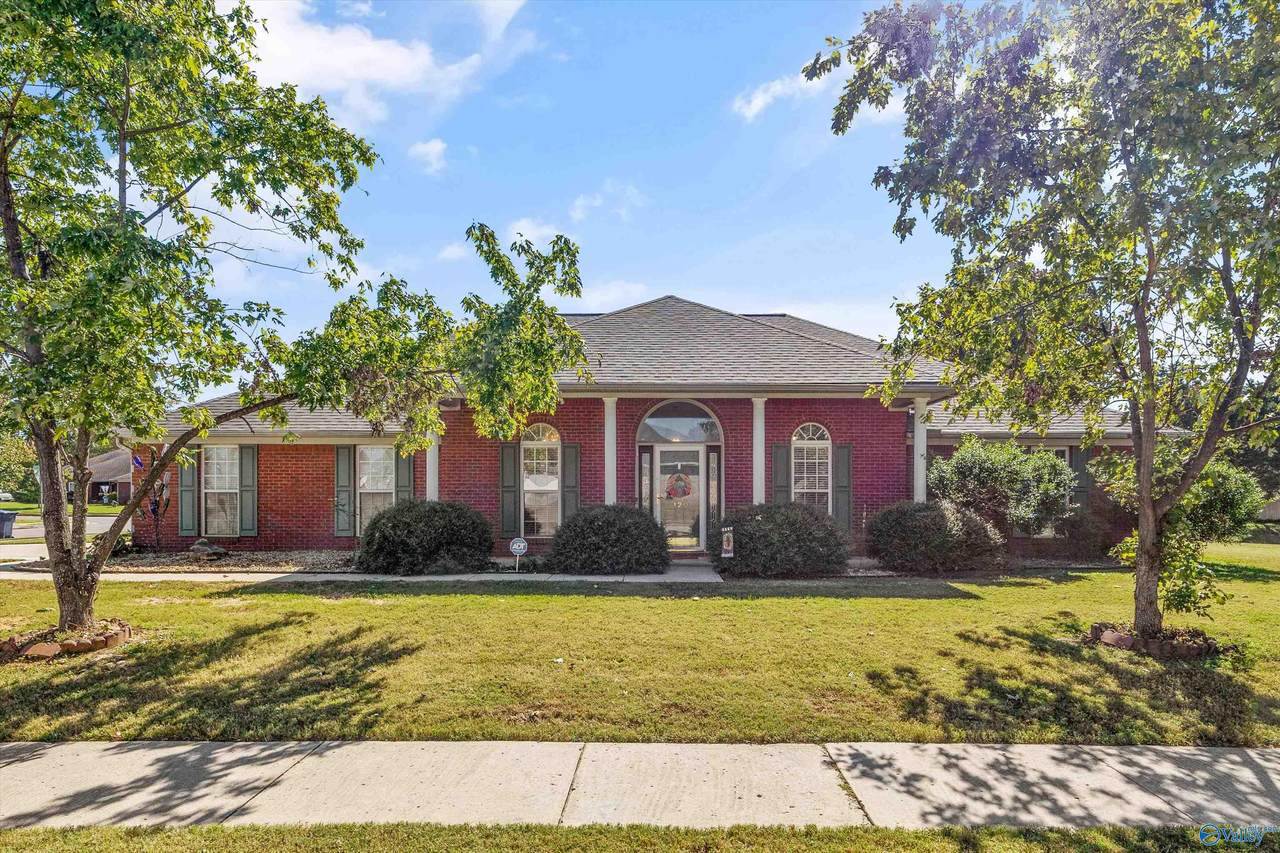 120 Brownstone Drive - Photo 1