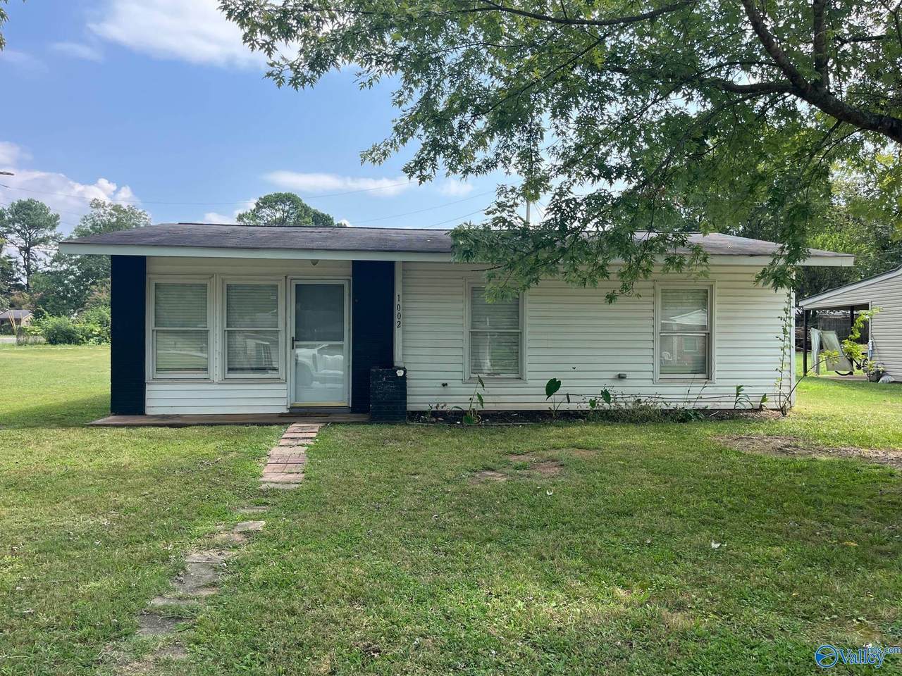 1002 6th Avenue - Photo 1