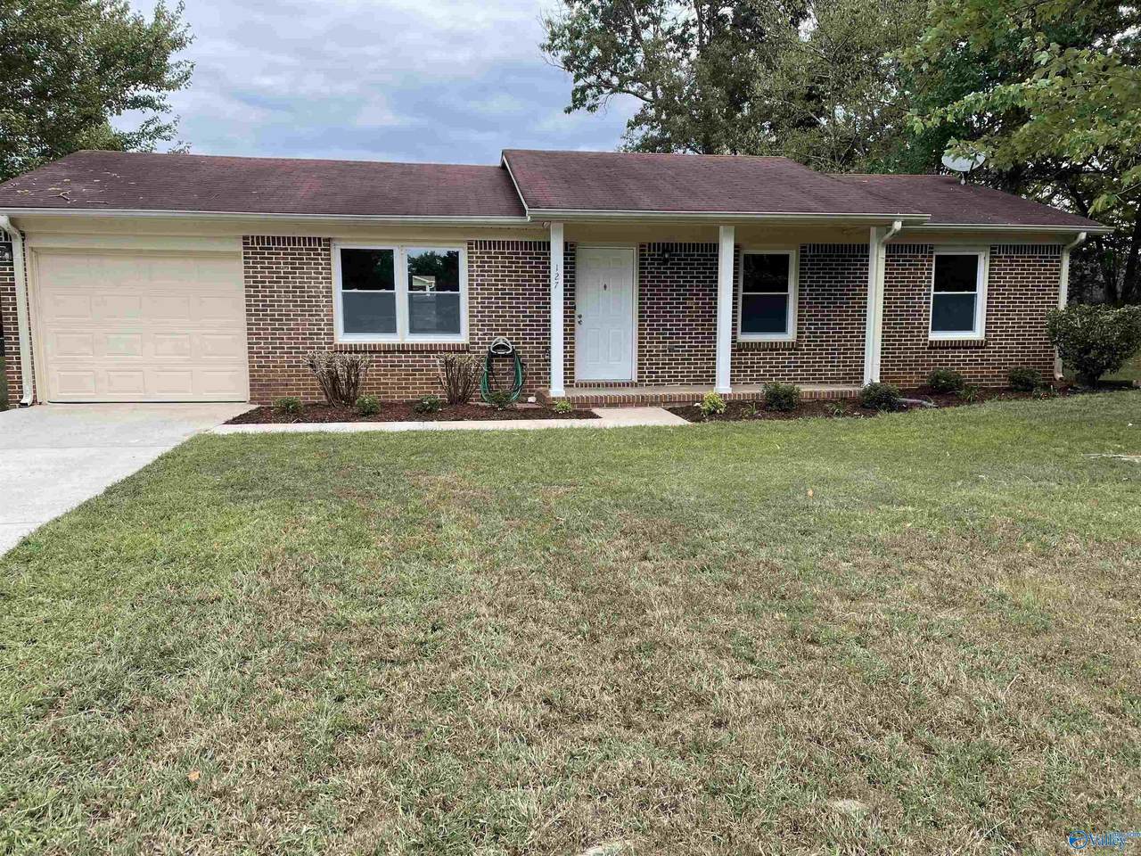 127 Liza Lane - Photo 1