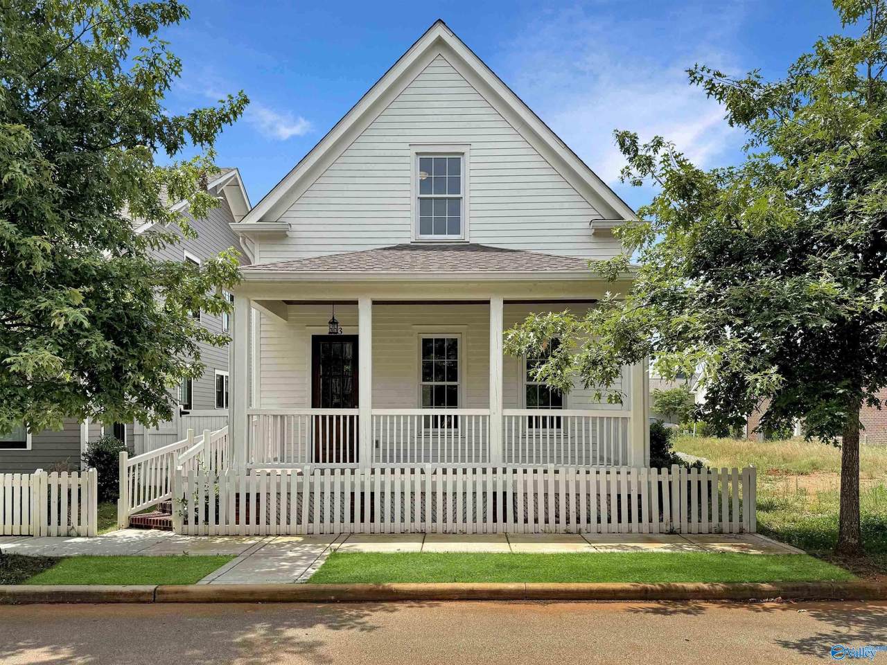 223 Mission Street - Photo 1