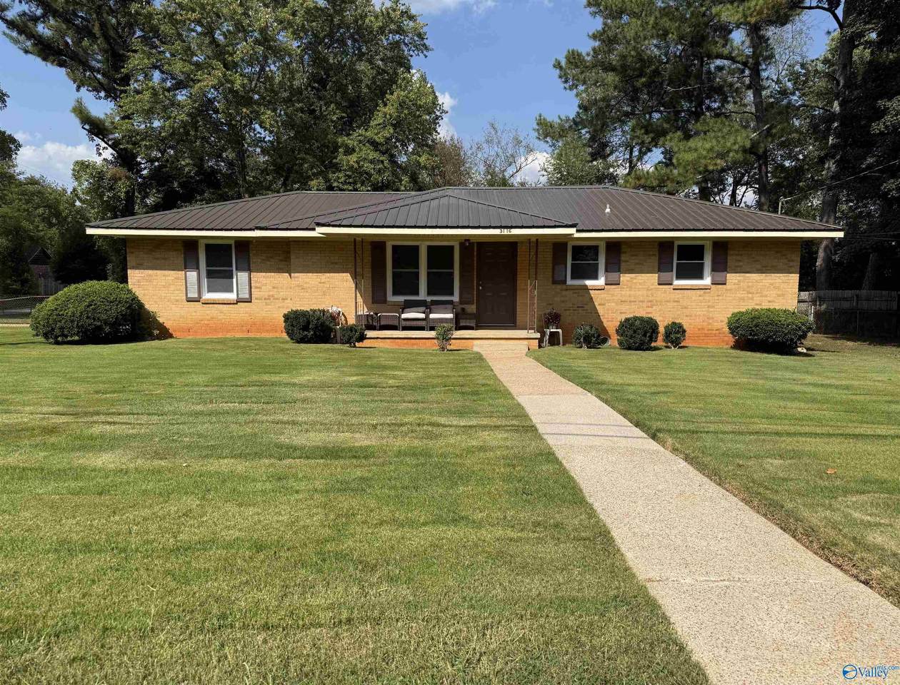 3116 Greenhill Drive - Photo 1