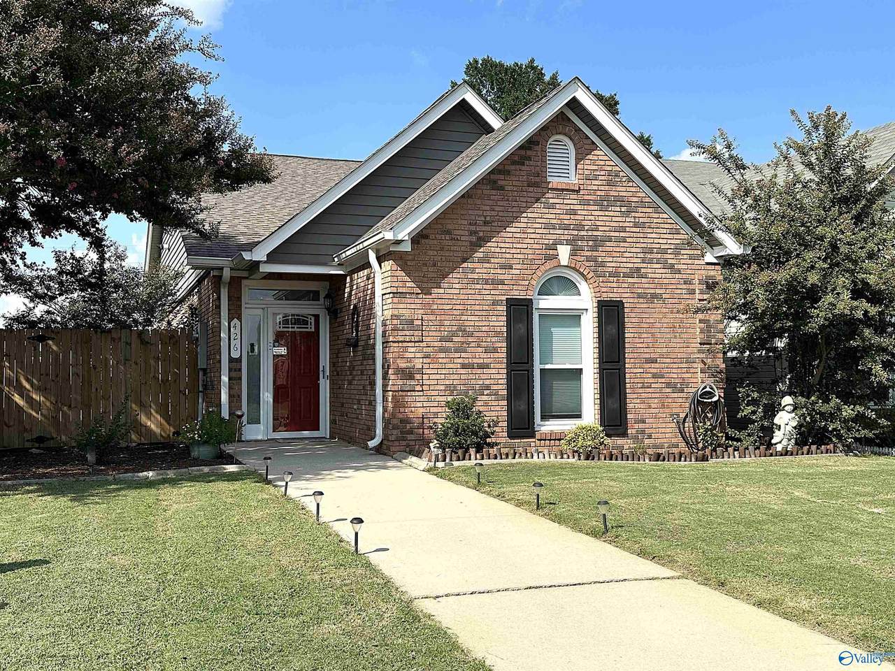 426 Bromwich Street - Photo 1