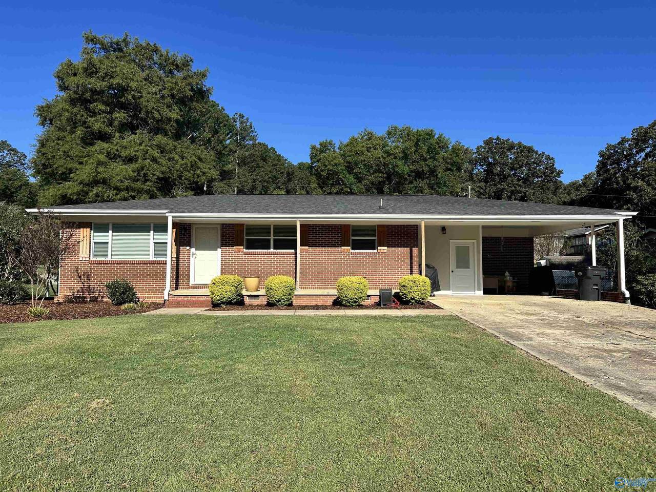 2102 Alabama Avenue - Photo 1