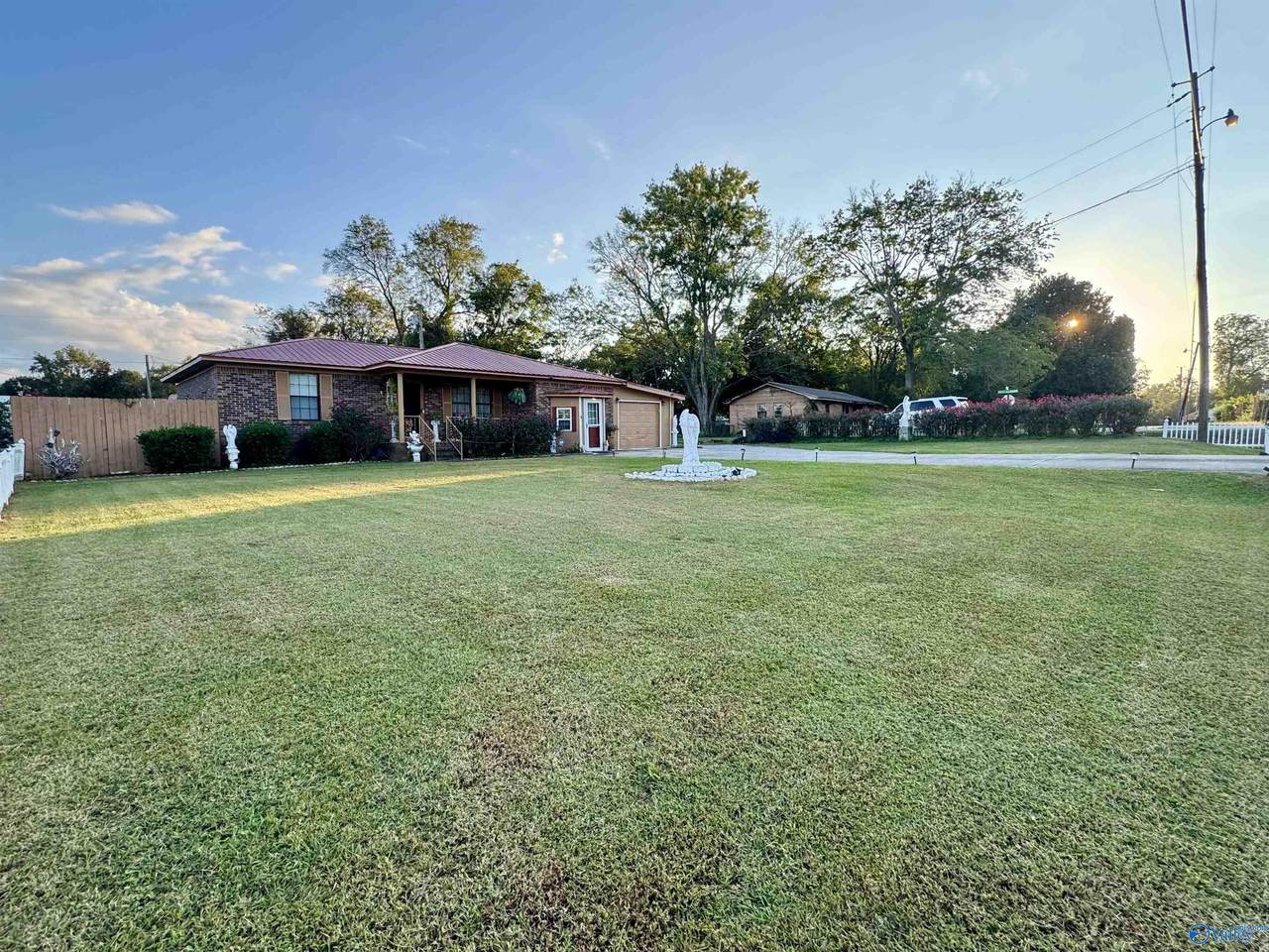 1020 Rosa Parks Street - Photo 1