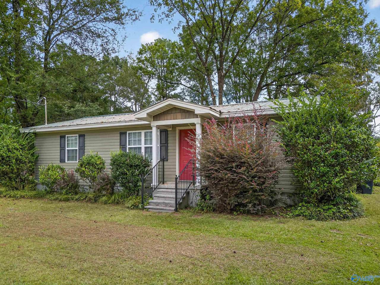 1611 Shelby Drive - Photo 1