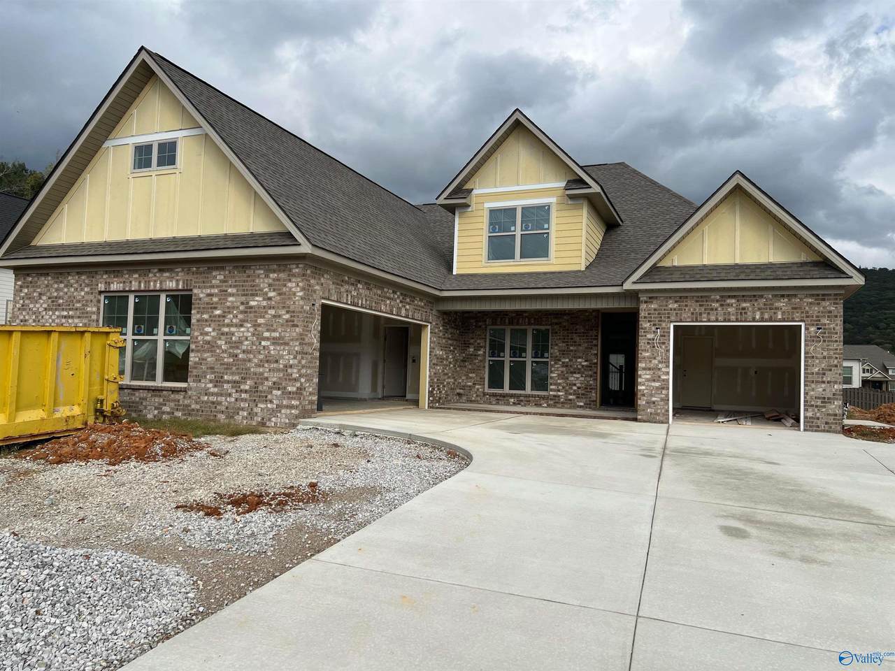 8906 Lockwood Lane - Photo 1