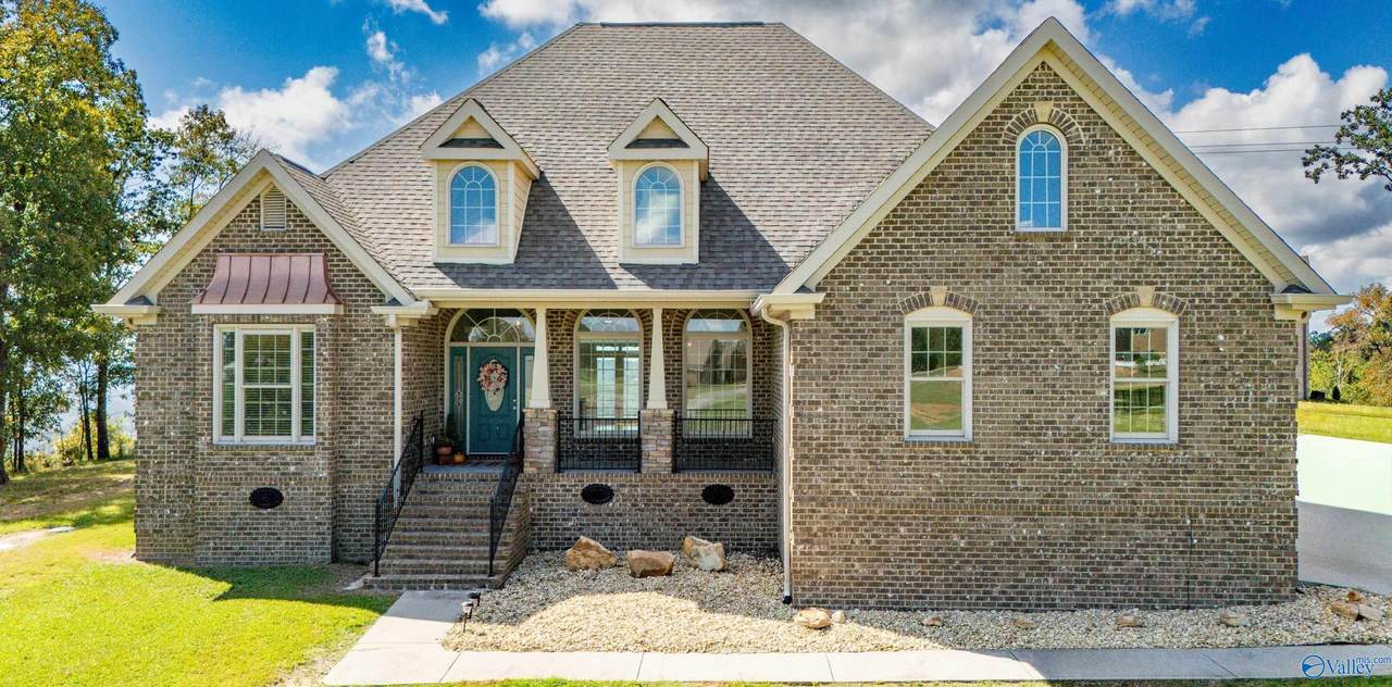 201 Legendary Drive - Photo 1