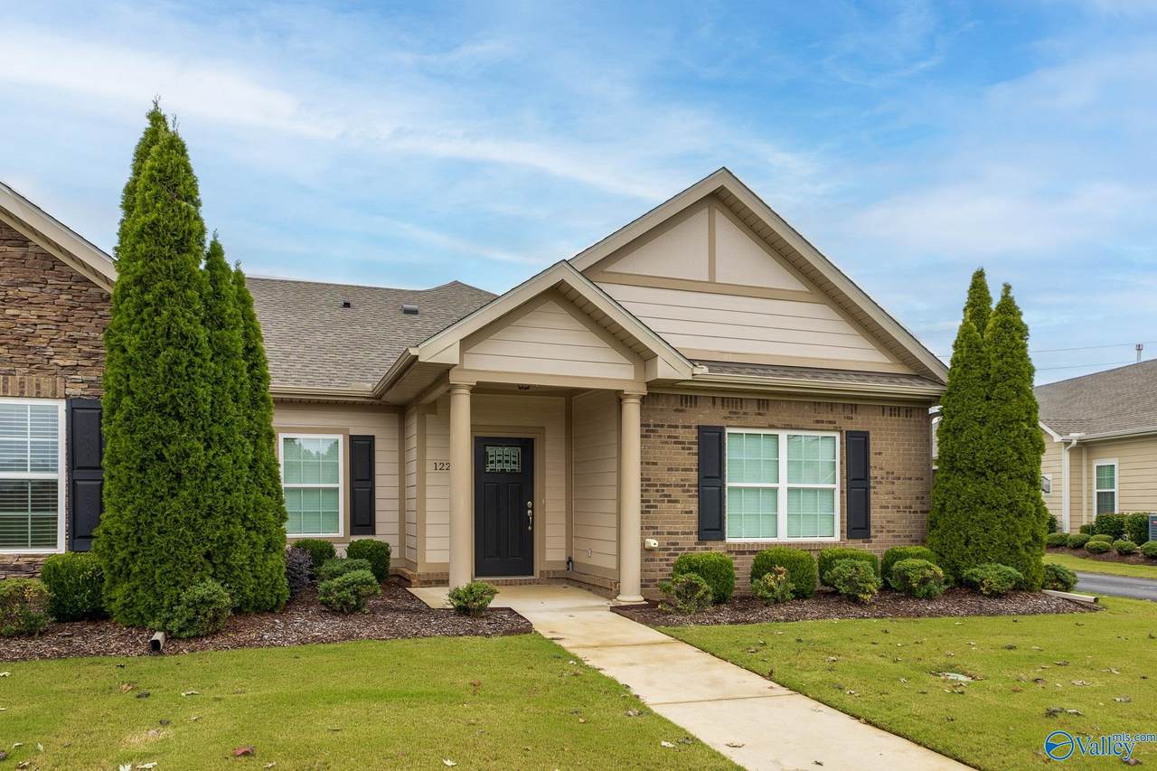 122 Moore Farm Circle - Photo 1