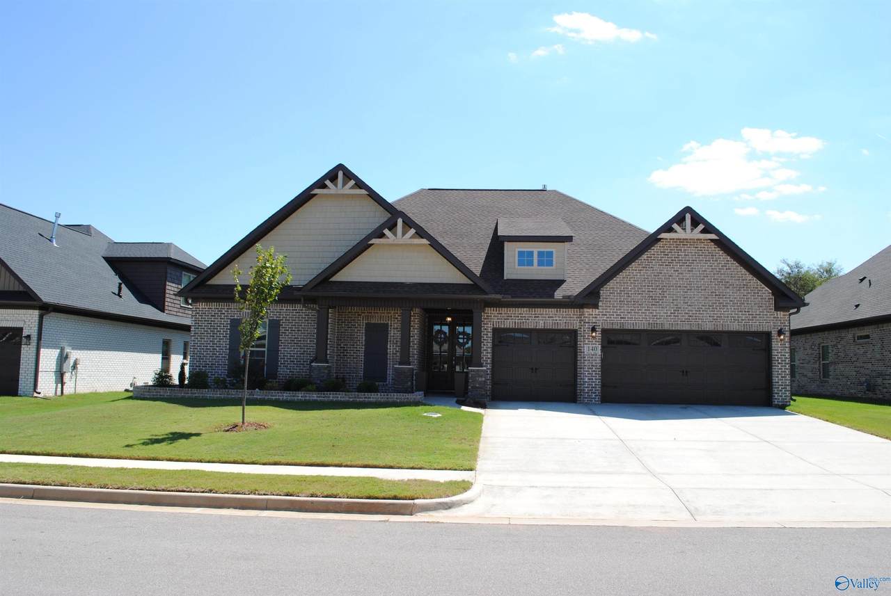 140 Blue Spruce Drive - Photo 1