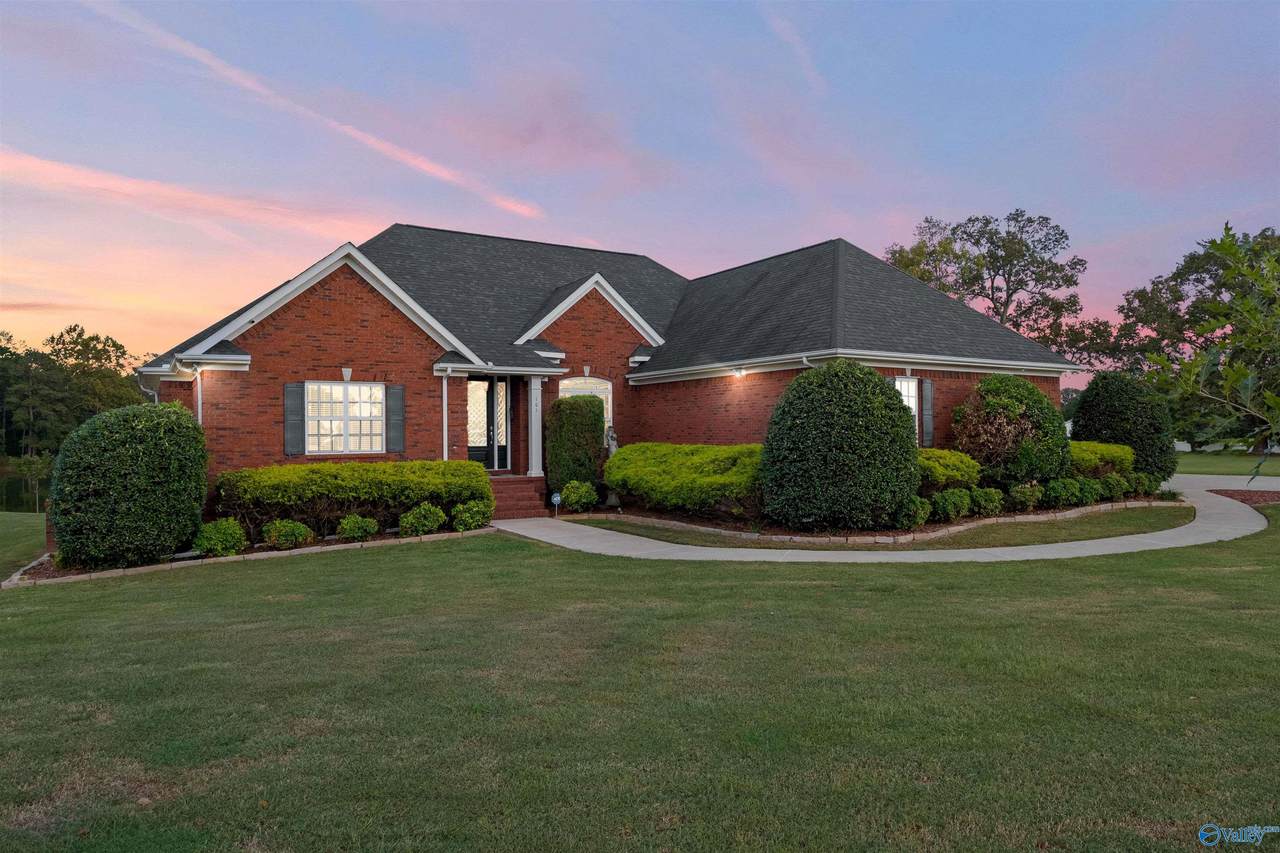 101 Jessica Lane - Photo 1