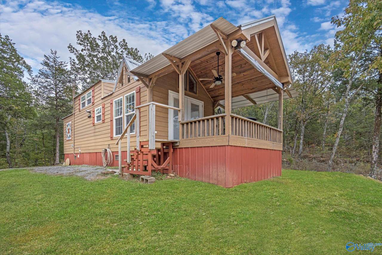 206 Red Bud Lane - Photo 1