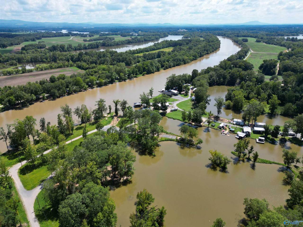 11 County Road 182 - Photo 1