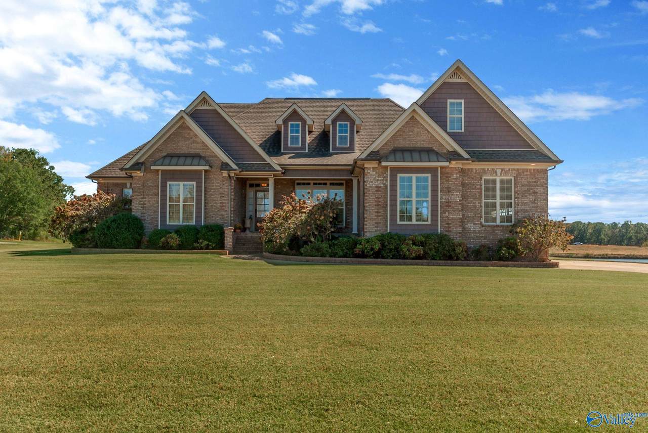 25386 Drury Lane - Photo 1