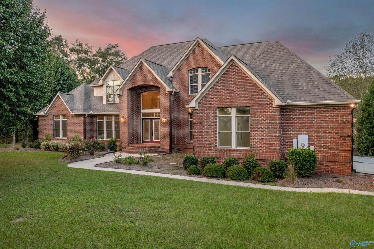 303 Pine Haven Road - Photo 1