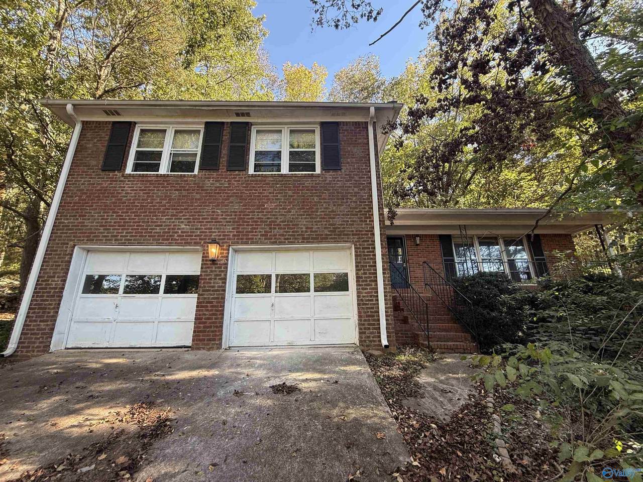 723 Versailles Drive - Photo 1