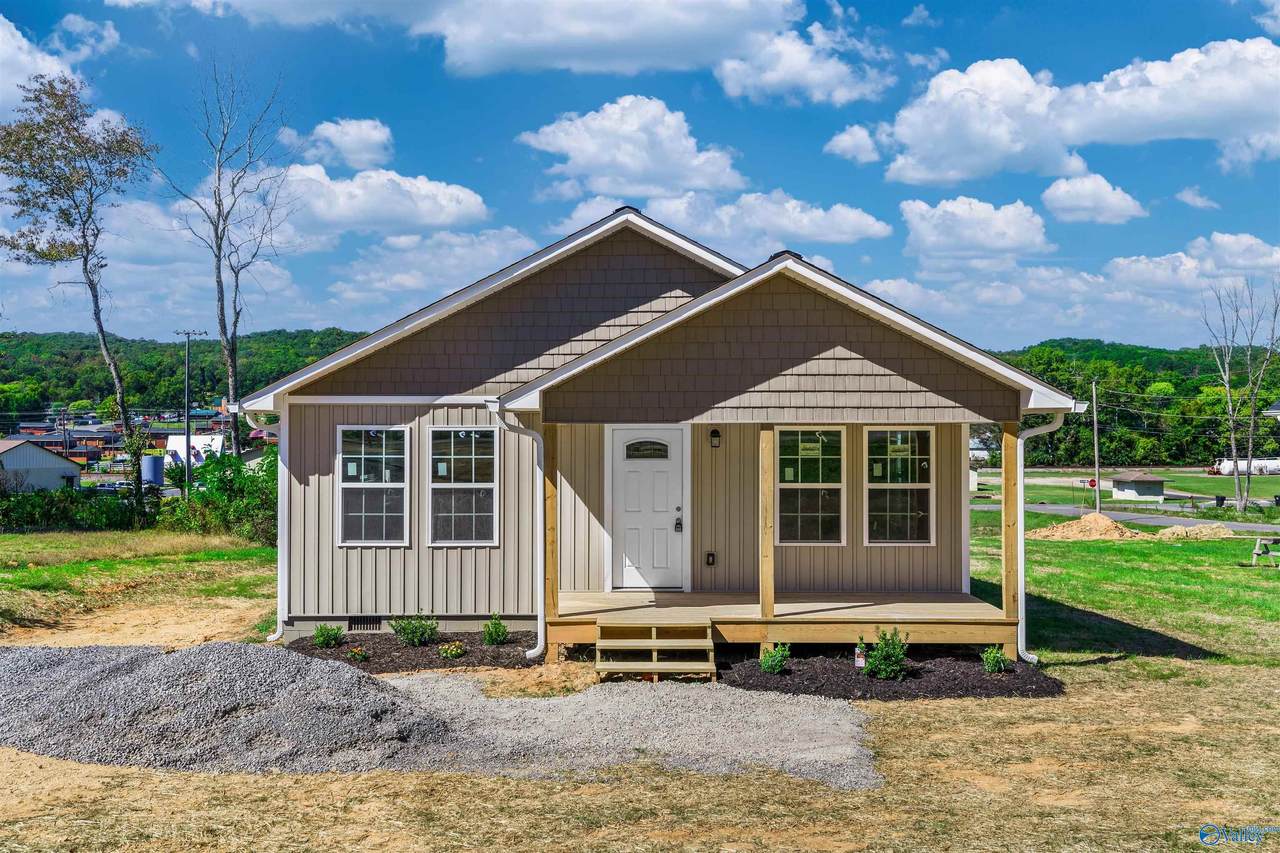 1410 Godfrey Avenue - Photo 1