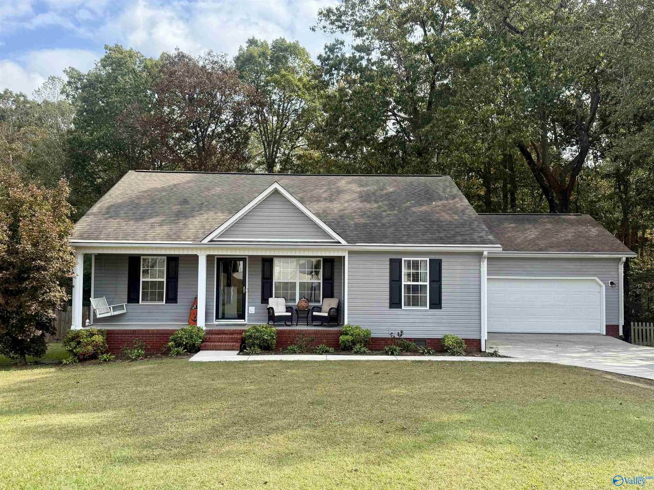 77 Temple Crossing - Photo 1