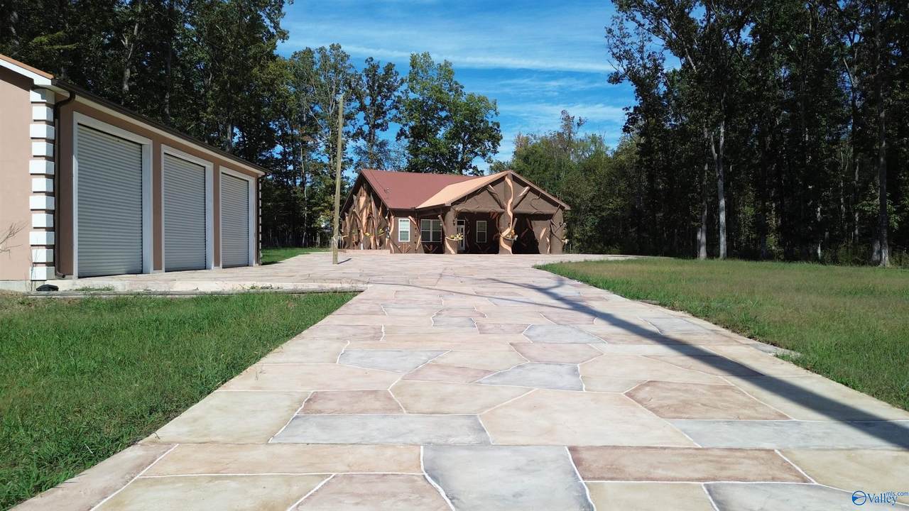 3899 Hidden Cove Drive - Photo 1