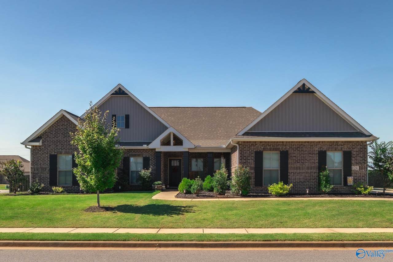 124 Hudson River Drive - Photo 1