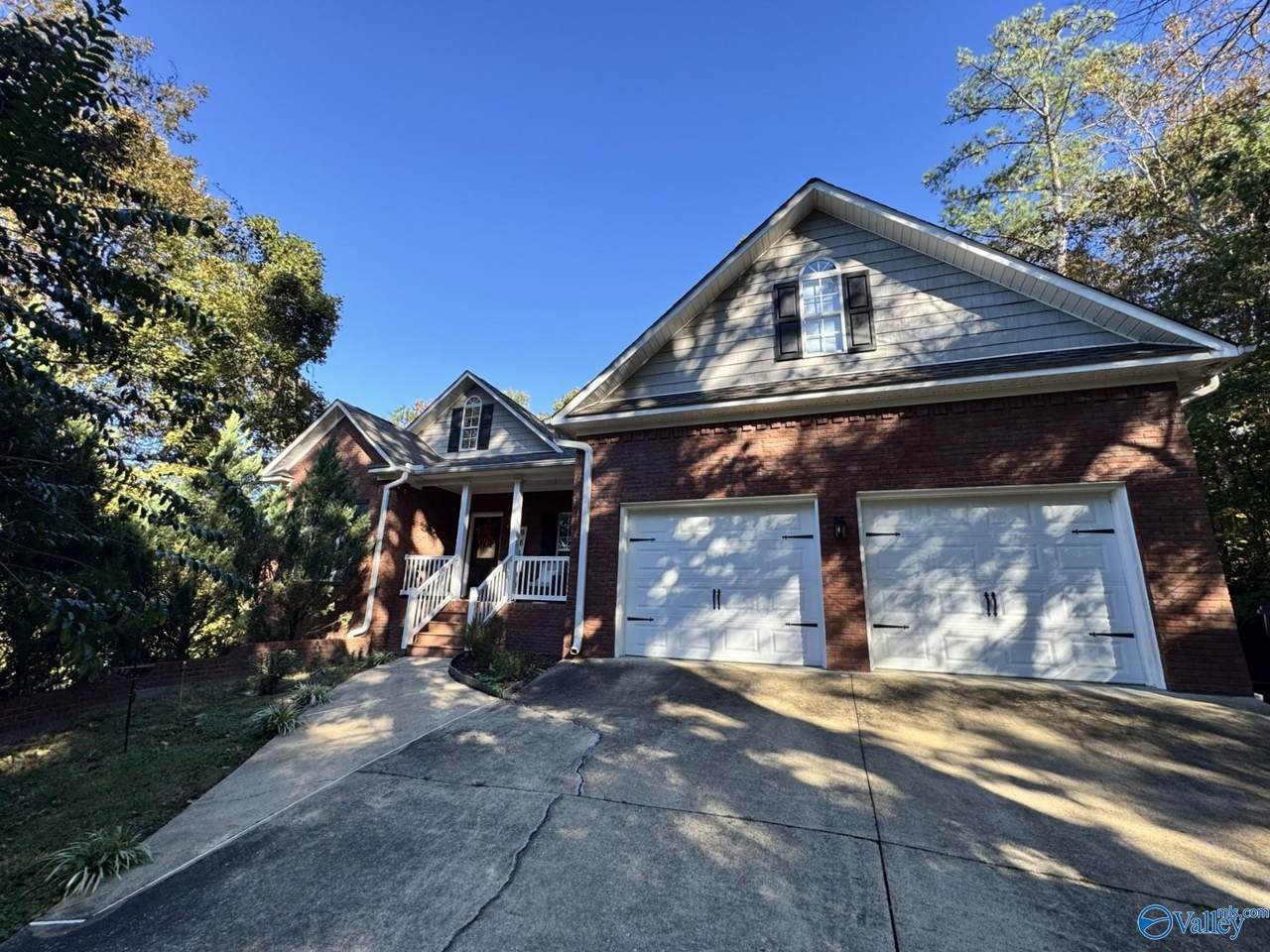 5265 Louise Street - Photo 1