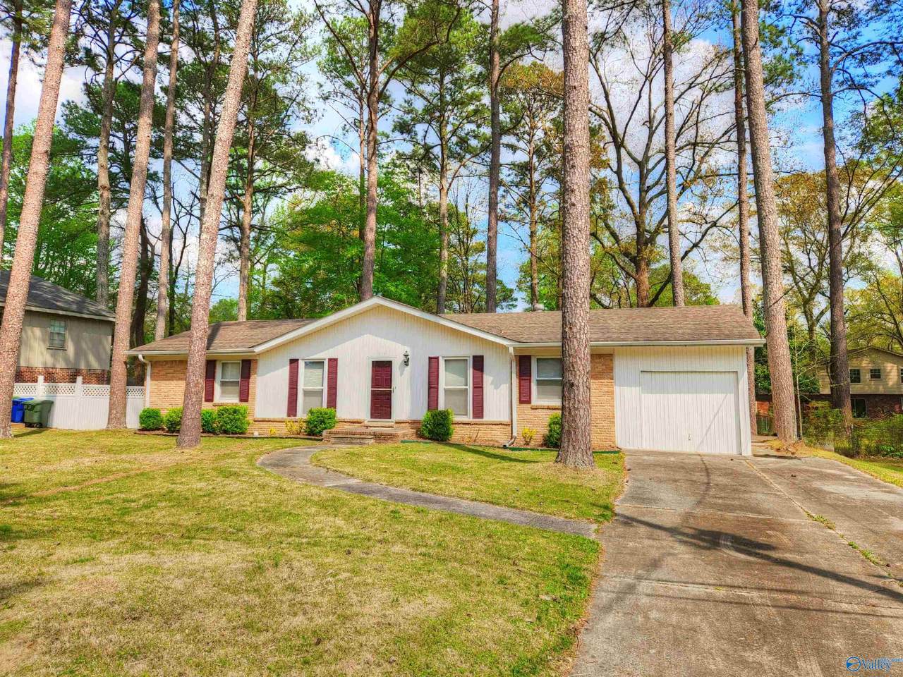 510 Hermitagewood Drive - Photo 1