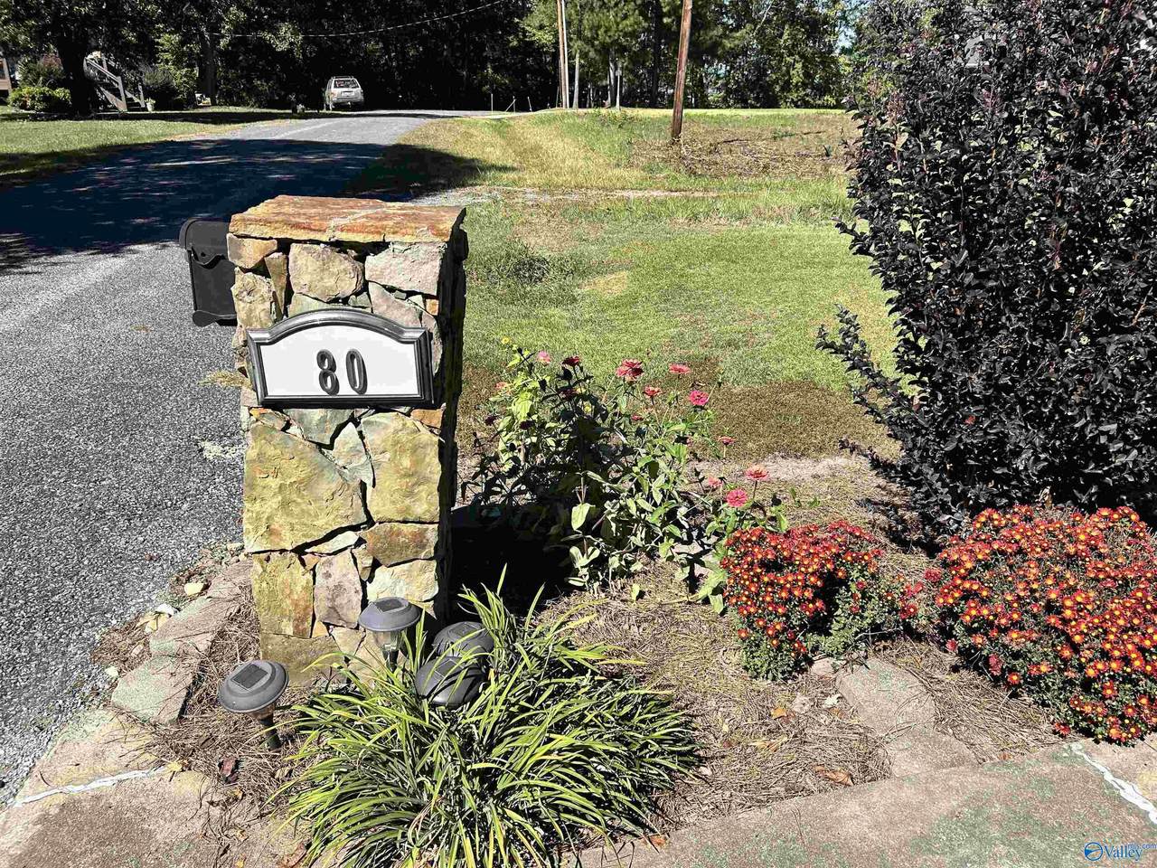 https://bt-photos.global.ssl.fastly.net/nalmls/1280_boomver_1_21902203-2.jpg