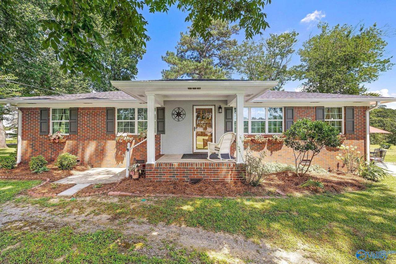 1464 Oak Drive - Photo 1