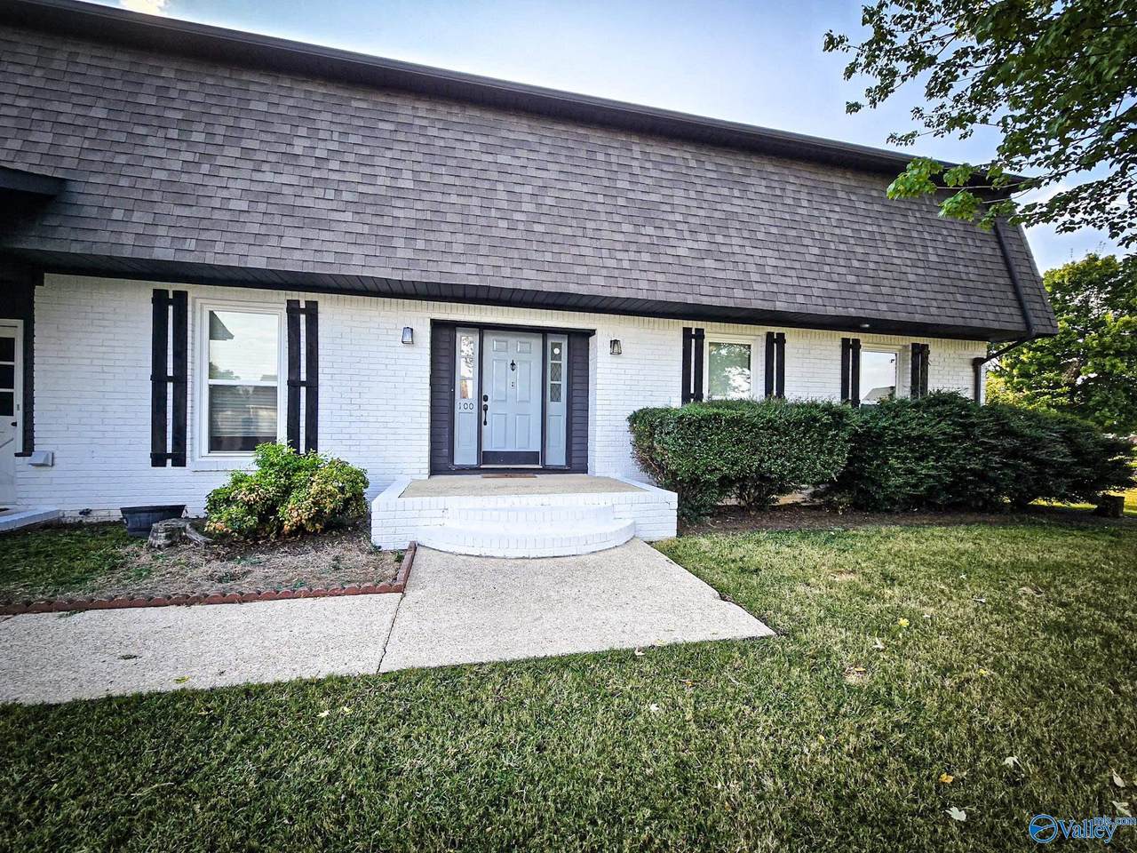 100 Hickory Drive - Photo 1