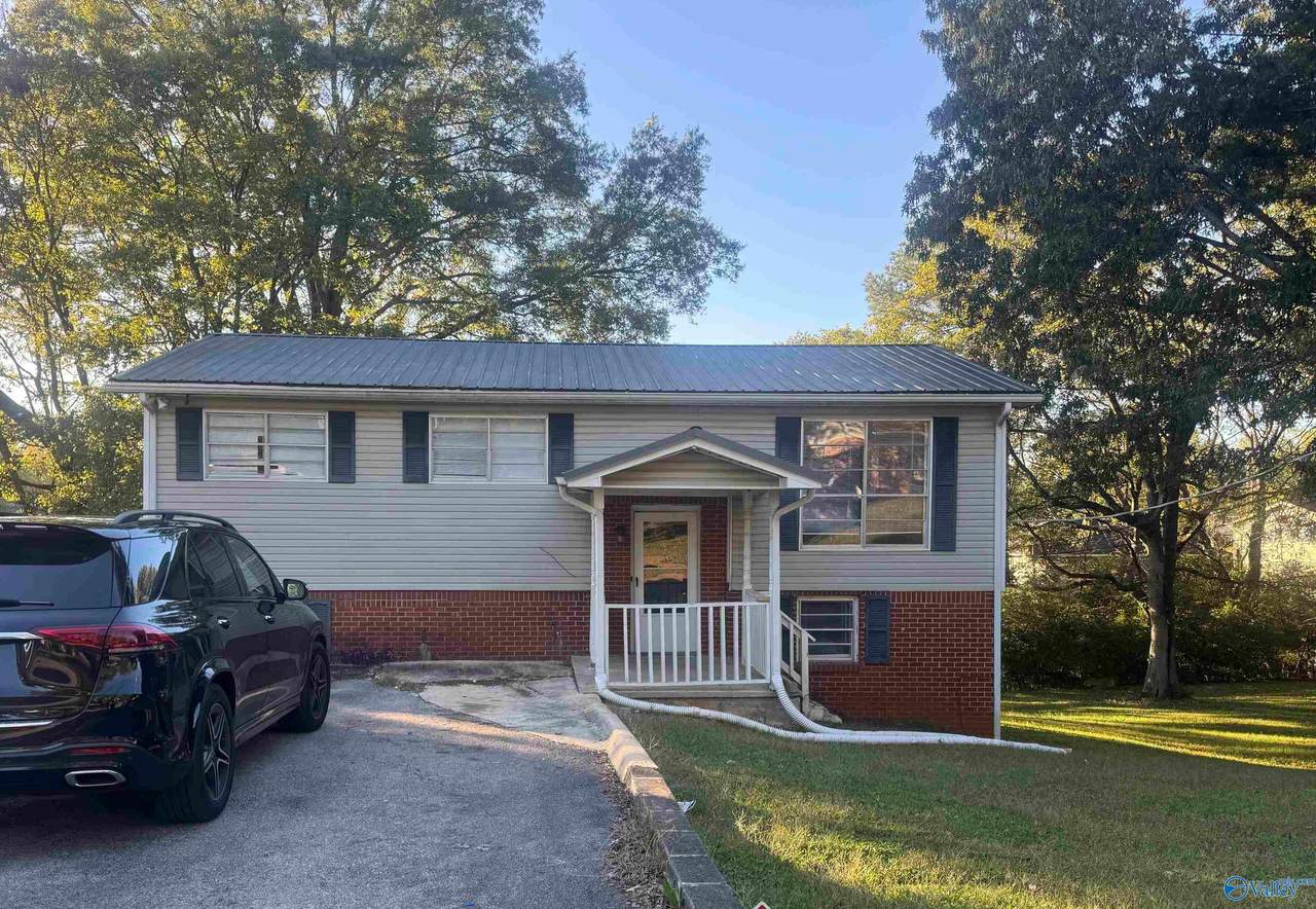 3201 Delia Lane - Photo 1