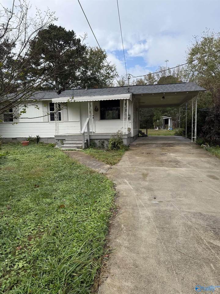 40 Billy Smith Drive - Photo 1