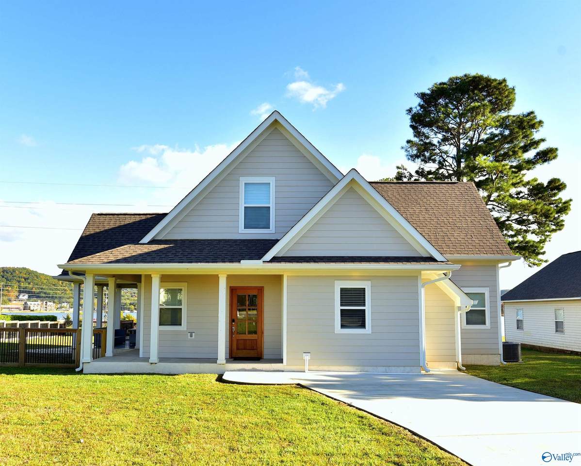 2401 Cowen Circle - Photo 1