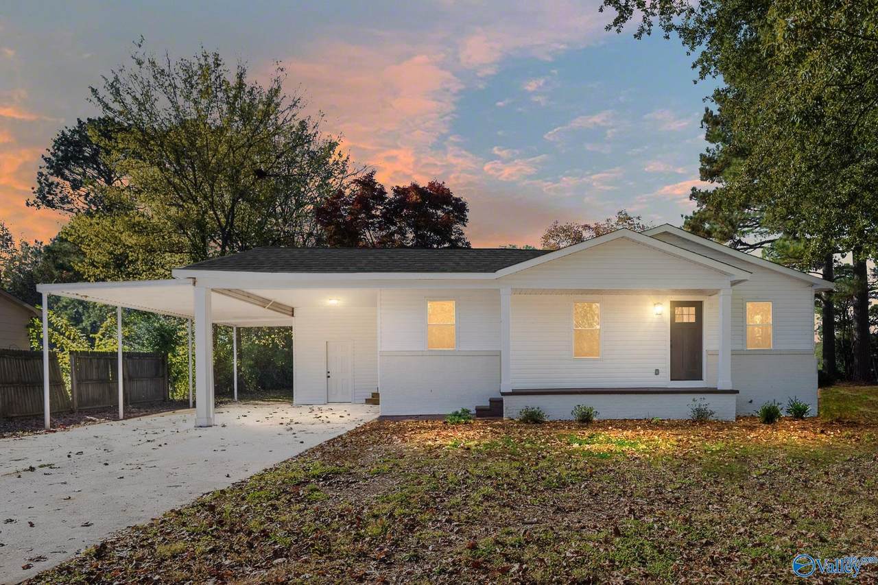 1401 2nd Avenue - Photo 1