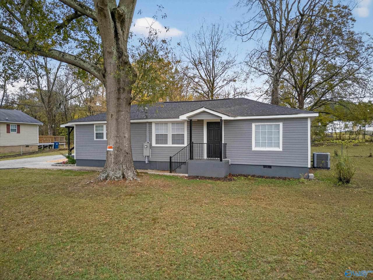 522 Perman Street - Photo 1