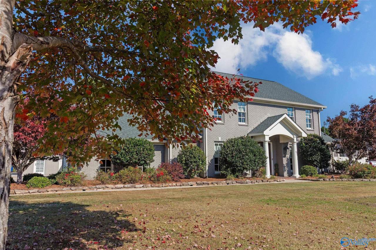 336 Wilson Circle - Photo 1