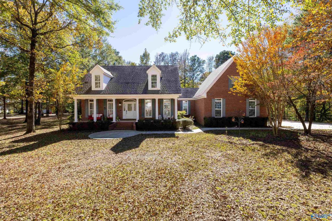 121 Brookhaven Lane - Photo 1