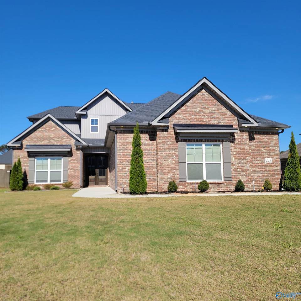 223 Midland Drive - Photo 1