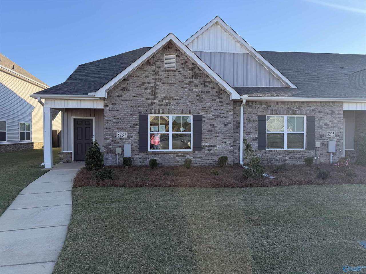 3237 Mcclellan Way - Photo 1