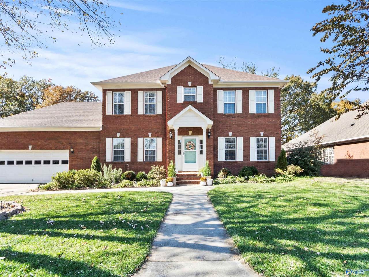 144 Arabian Drive - Photo 1