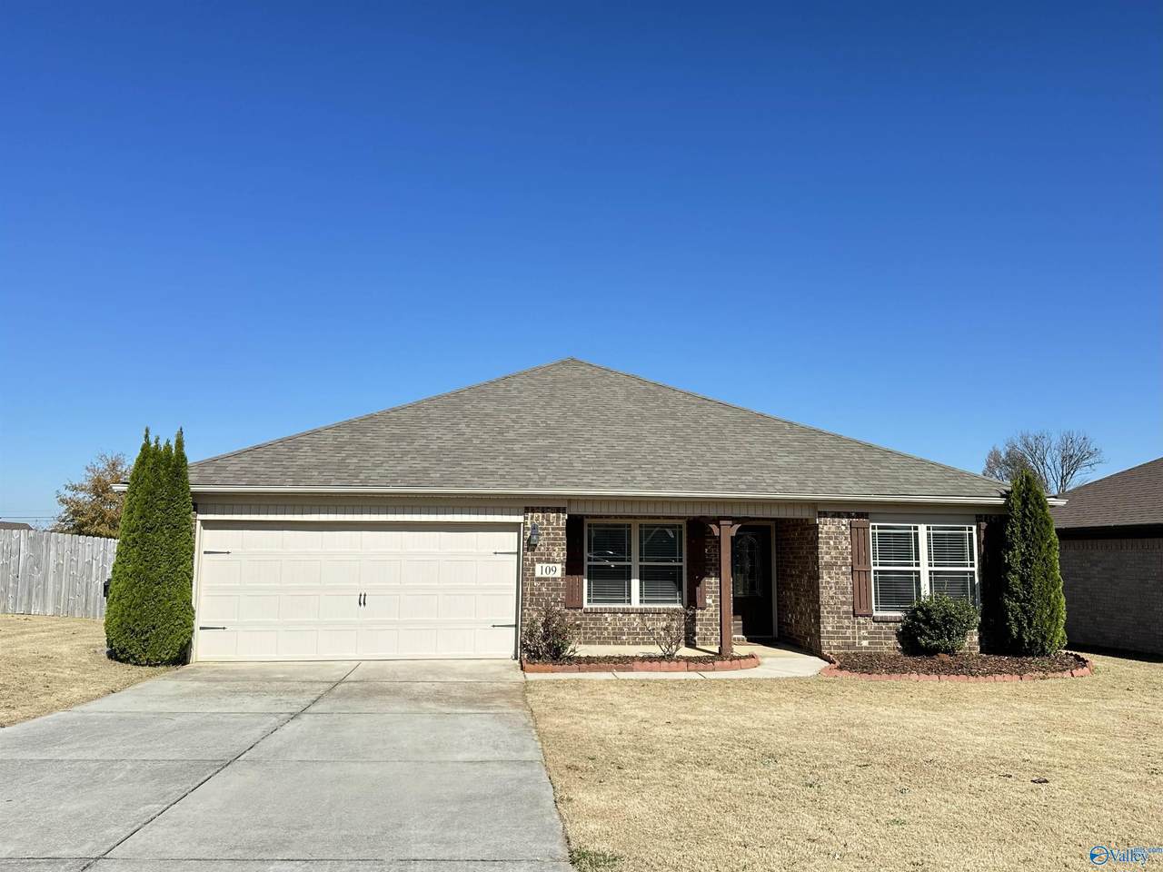 109 Lois Mance Lane - Photo 1